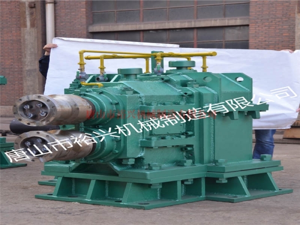 万能轧钢机生产/Universal steel rolling mill production